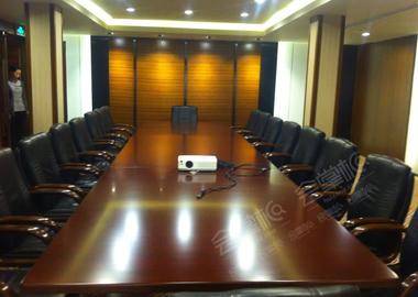 8号会议室